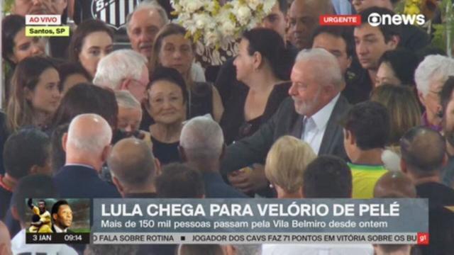 Lula marca presença no velório de Pelé em 1º compromisso fora de Brasília