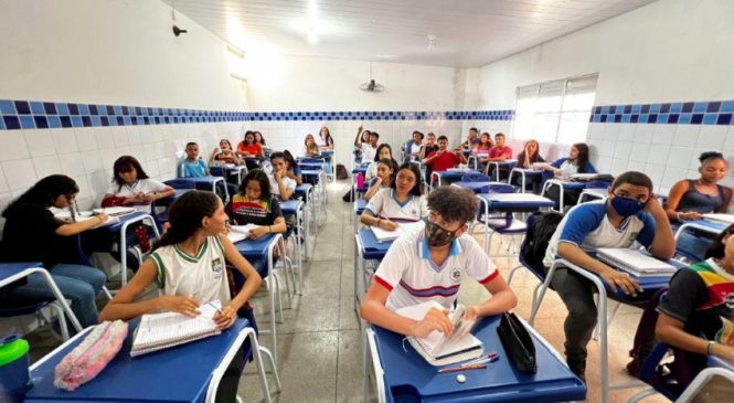 Vela o calendário escolar do ano letivo de 2023 na rede pública de Maceió