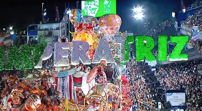 Imperatriz Leopoldinense arrasa na avenida com Lampião e é a grande campeã