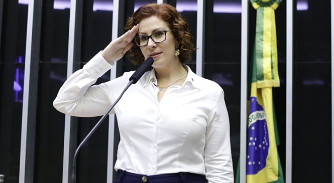 Carla Zambelli depõe na PF nesta segunda sobre a trama para golpe nas urnas