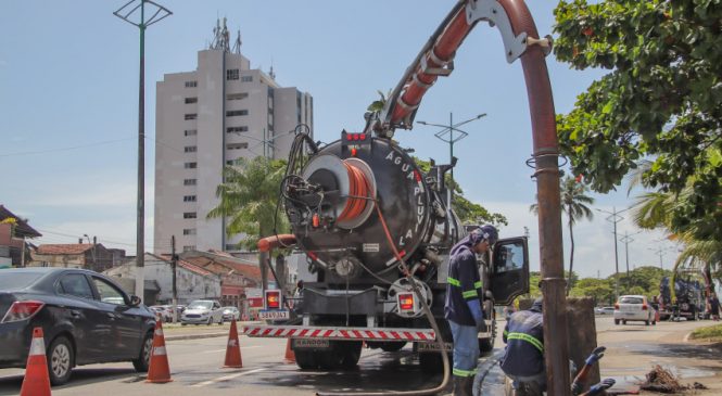 Entenda como lixo jogado nas ruas pode causar alagamentos em época de chuvas