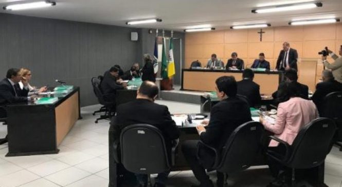 Arapiraca: Juiz ratifica nulidade da eleição de presidente da Câmara