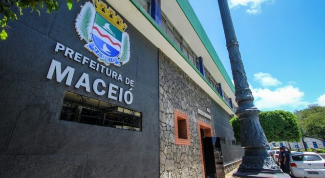 Prefeitura de Maceió paga sálario de novembro nesta quarta