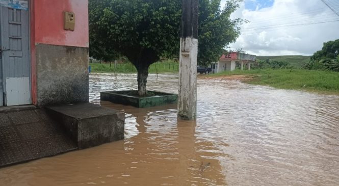 Defesa Civil e Semarh monitoram rios Jacuípe e Camaragibe e registram 150 desabrigados e desalojados em Alagoas