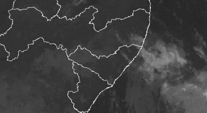 Chuva só deve parar na quarta-feira em Maceió