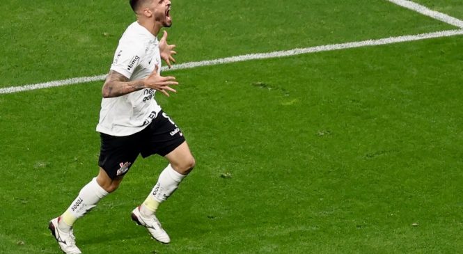 Corinthians vence o São Paulo e sai na frente em disputa por vaga na final da Copa do Brasil