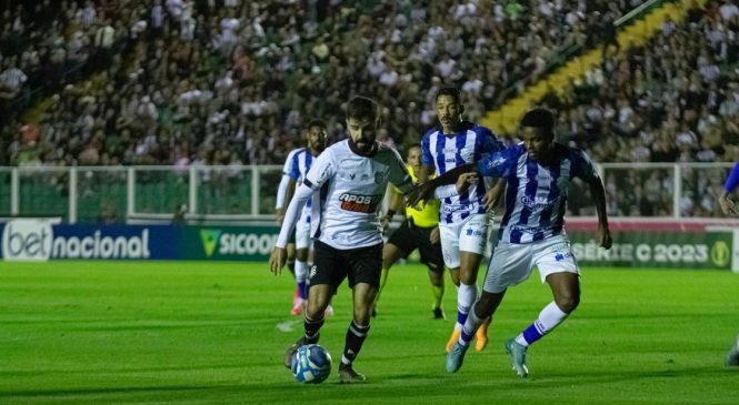 CSA sai na frente, mas cede empate ao Figueirense e amplia sequência sem vitórias na Série C