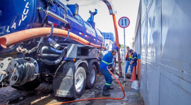 Prefeitura de Maceió autua estabelecimentos por lançamento de esgoto no Jacintinho