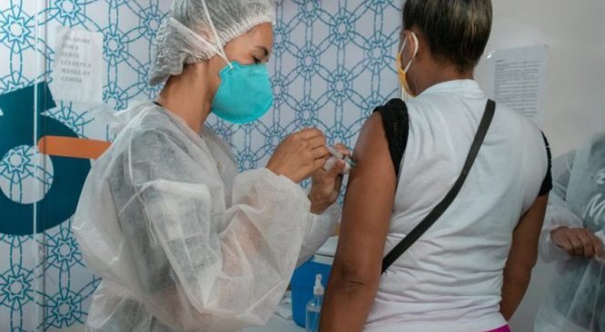 Prefeitura de Maceió retoma aplicação do imunizante da Pfizer em unidades de saúde