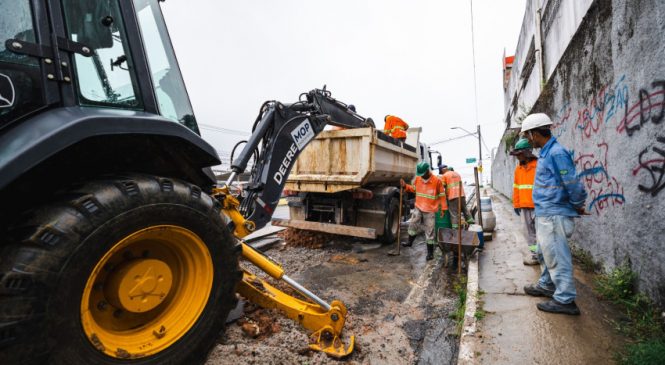 Infraestrutura fecha ligações clandestinas de esgoto no Jacintinho