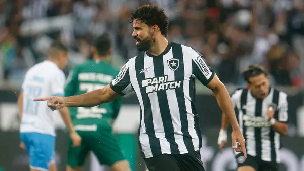 Cada vez mais perto do título, Botafogo chega à marca inédita no Brasileirão