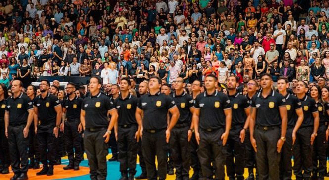 Governo de Alagoas realiza formatura de 300 novos policiais civis