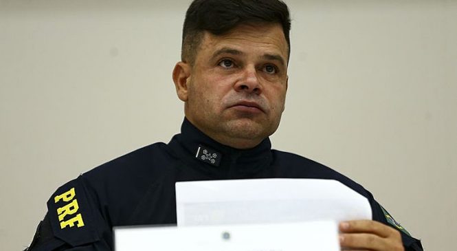 Moraes autoriza visita de 17 senadores a ex-diretor da PRF preso