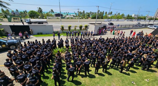 Polícia Civil de Alagoas empossa 300 novos agentes e escrivães