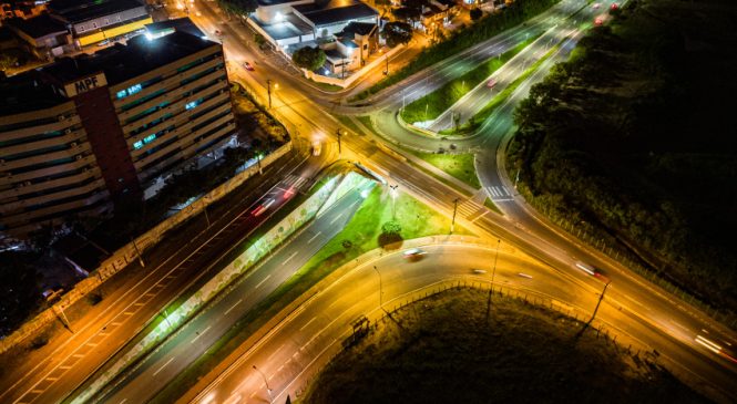 Mais três grandes corredores de transportes de Maceió recebem iluminação em LED