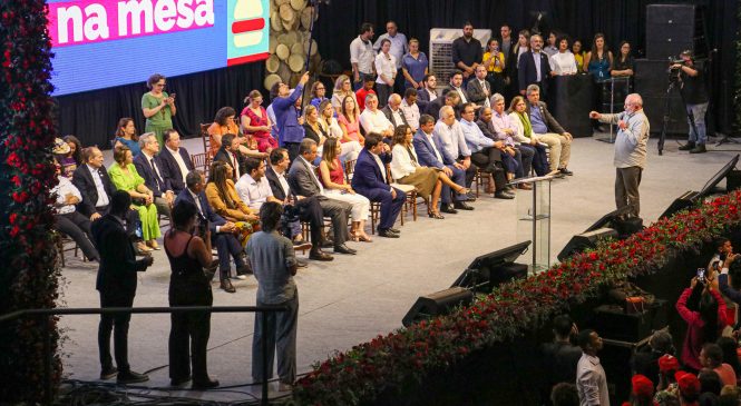 Ronaldo Lessa participa do lançamento do Brasil Sem Fome