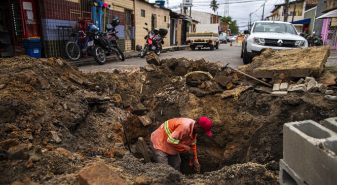 Infraestrutura recupera galeria em via na Jatiúca