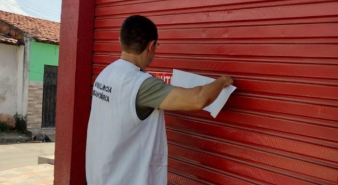 Farmácia no Trapiche da Barra é interditada por falta de alvará da Vigilância Sanitária