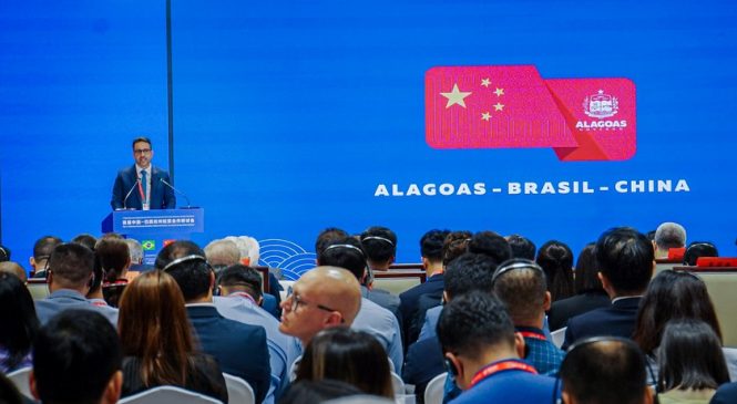 Alagoas está aberta para o mundo, diz Paulo Dantas na China para investidores
