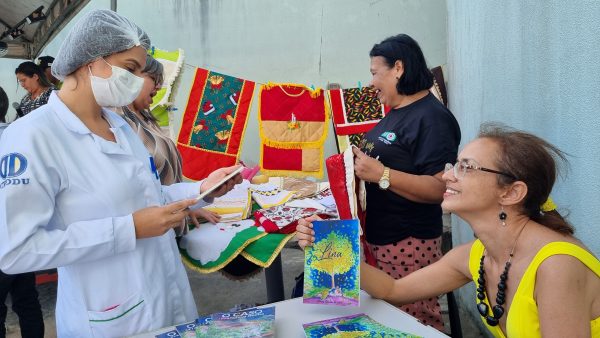 Hospital de Emergência de Arapiraca celebra talentos no dia do servidor público