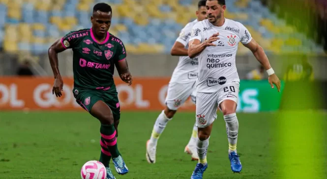 Série A: Fluminense e Corinthians empatam em jogaço de seis gols