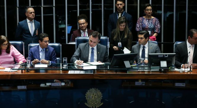 Congresso promulga mudança sobre perda de nacionalidade brasileira