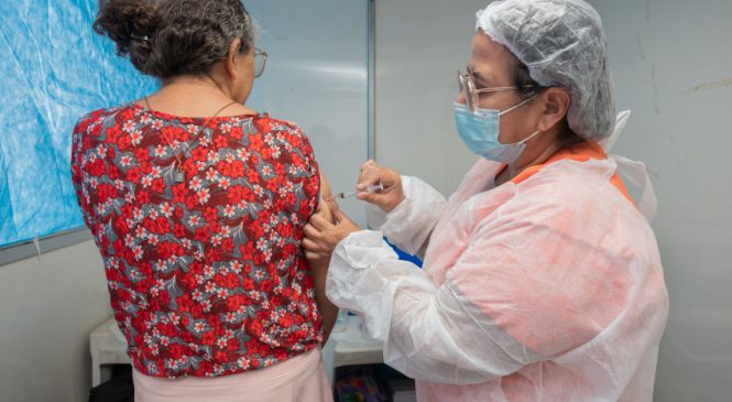 Prefeitura de Maceió retoma vacinação de adultos e adolescentes com doses da Pfizer