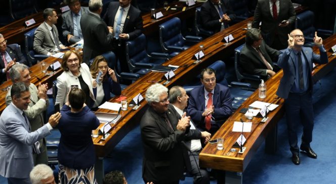 Senado aprova Lei que proíbe PMs de se manifestarem politicamente
