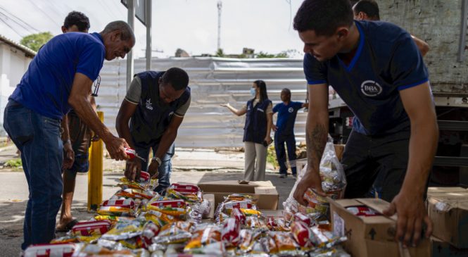 Defesa Civil de Maceió não distribuiu cestas básicas para população afetada pelo afundamento do solo