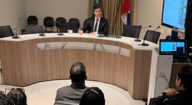 Deputado Leonam protocola projeto proibindo exploração do sal-gema em Alagoas