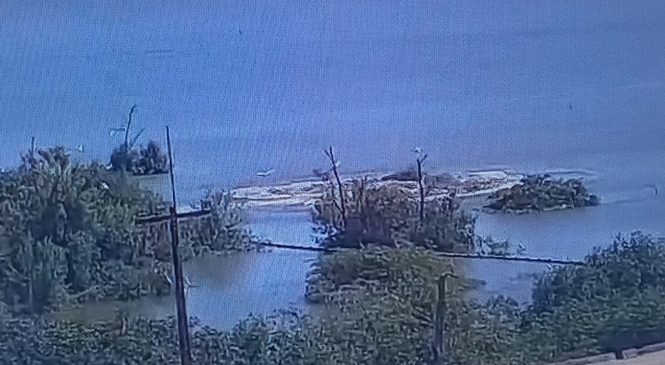 Maceió urgente: Mina 18 rompe em trecho da Lagoa Mundaú; veja vídeo