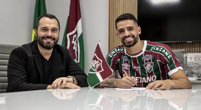 Fluminense confirma a contratação de Renato Augusto