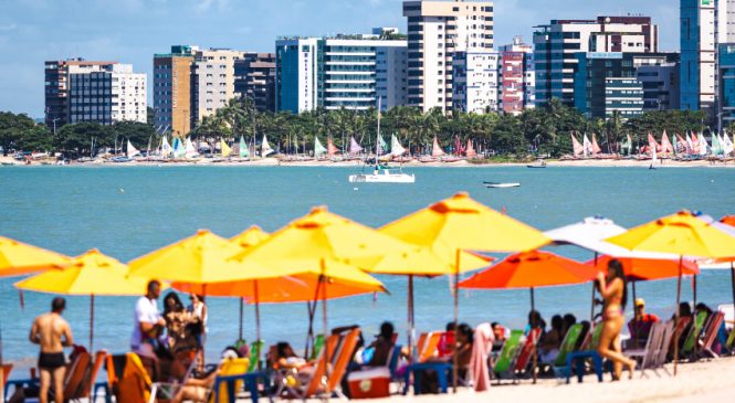 Governo quer barrar projeto que pode privatizar acesso a praias