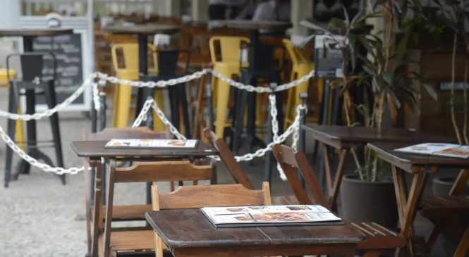 Número de bares e restaurantes com prejuízo em janeiro aumenta 60%