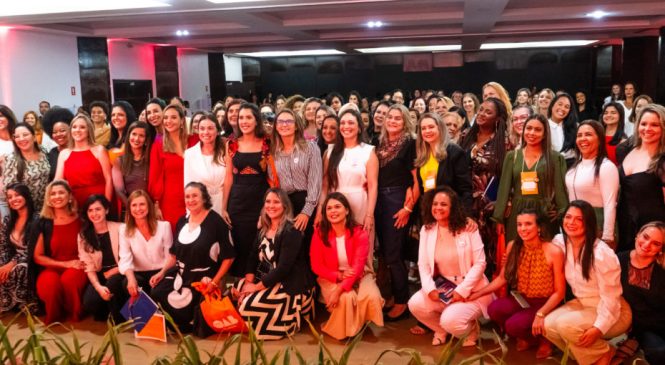 Mulheres advogadas de Alagoas debatem temas relevantes durante Conferência Estadual