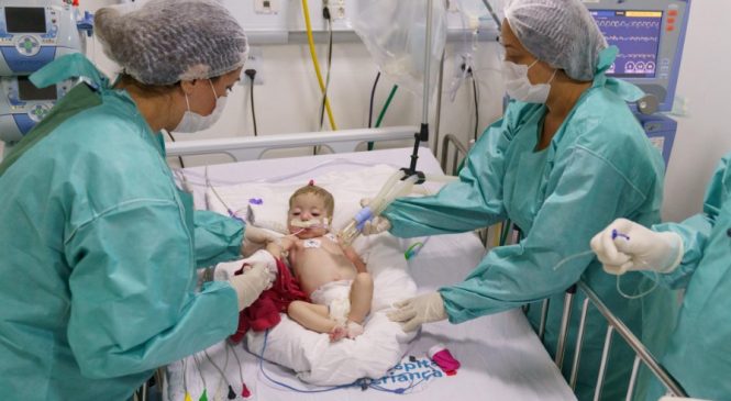 Bebê do Rio Grande do Norte é atendida no Hospital da Criança de Alagoas