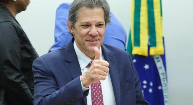 BC com autonomia: Haddad diz que dólar ‘vai acomodar’ após falas de Lula