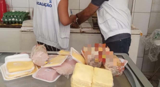 Vigilância Sanitária apreende 100 kg de produtos estragados em supermercados