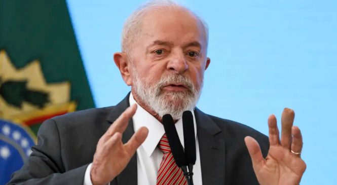 Lula critica longa greve dos docentes federais