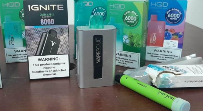 Visa Maceió combate venda irregular de cigarros eletrônicos em evento junino