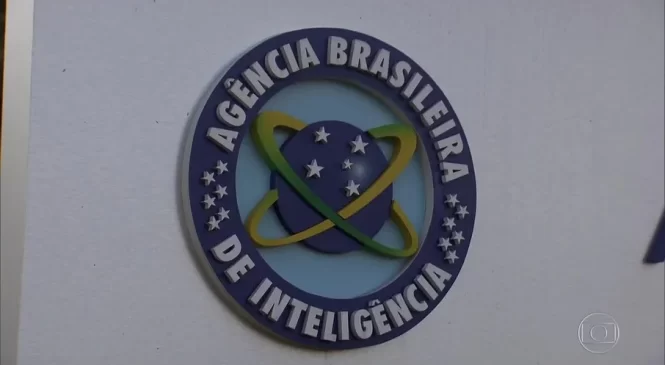 Bolsonaro mandou Abin paralela espionar ministros do STF, além de Lira e Renan