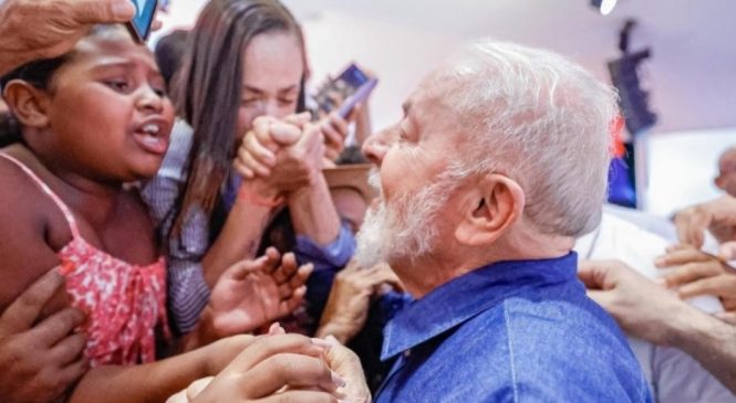 “Tenho que prestar contas ao povo pobre”, diz Lula em Salvador