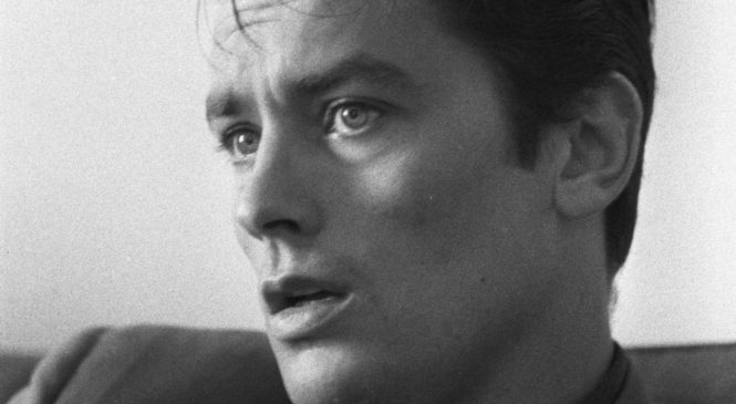 Astro do cinema mundial, morre o ator Alain Delon aos 88 anos