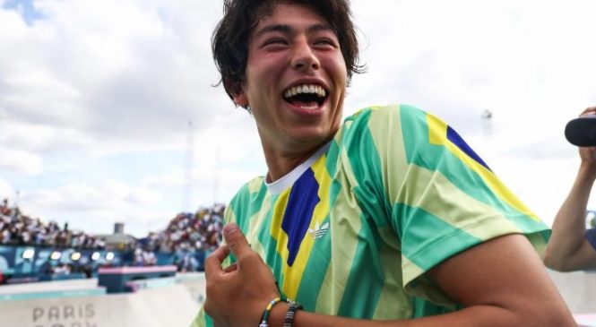 Skate e malabares no pódio: Augusto Akio é bronze no Skate Park