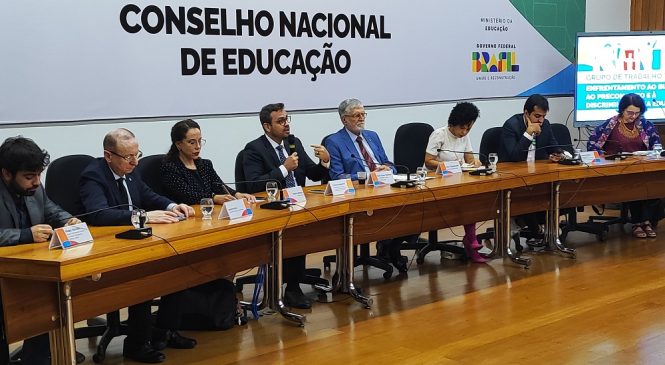 Protocolo nacional de enfrentamento ao bullying e preconceito nas escolas é construído