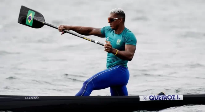 Isaquias Queiroz é prata na canoagem velocidade e chega a cinco medalhas olímpicas