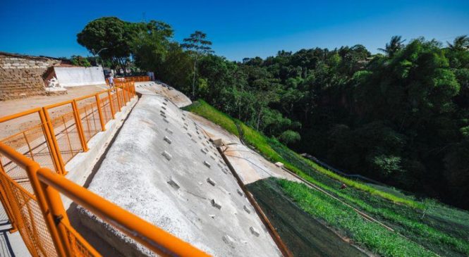 Maceió investe R$ 150 milhões para proteger encostas em áreas de risco de deslizamento