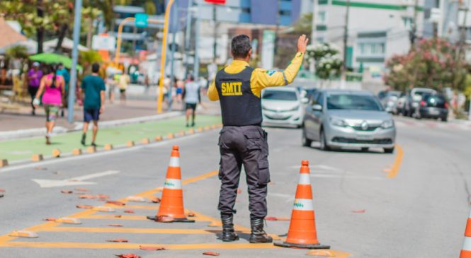 Trânsito na Ponta Verde é alterado para desfiles das escolas de samba